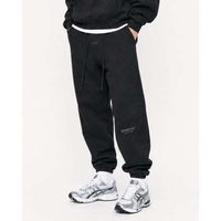 fear of god pantalones essentials fw25 fleece sweatpants jet black para hombre