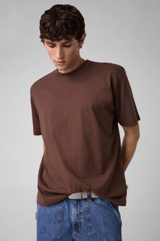 Camiseta Con Logotipo Bordado
