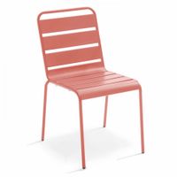 silla de metal arcilla