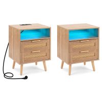 costway juego de 2 mesitas de noche de madera con estacion de carga luces ajustables 2 cajones de ratan y compartimento almacenaje 45x35x615cm