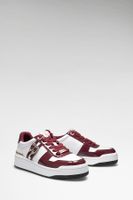 maggnet sneakers
