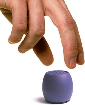 Boompods Zero Mini Altavoz Bluetooth - Altavoz portátil inalámbrico, Impermeable IPX6, 5 Horas de autonomía, Altavoz Compacto con micrófono y función Selfie, para Ducha y Viaje, Very Peri