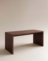 mesa de comedor de madera maciza en tono nogal de 120x75cm