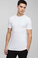 hombre camiseta basica ajustada al musculo con cuello de caja blanco