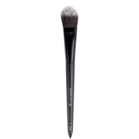 brushworks no 1 foundation brush