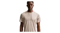 camiseta de manga corta nike stride beige para hombre