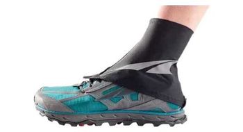 P botas  strong altra trail  strong    p negras