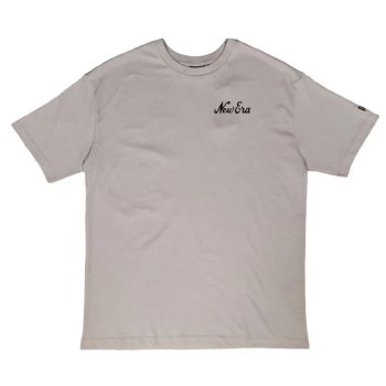 Camiseta New Era Character Graphic manga corta Oversized en Beige