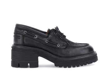 mocasines de piel con cordones y suela dentada black