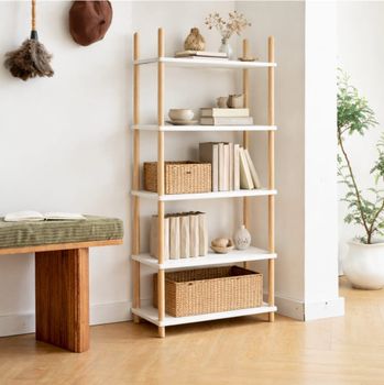 Librería en madera bianco