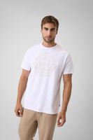 camiseta con logo estampado