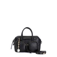 bolso boston con bolsillos y charm de metal black