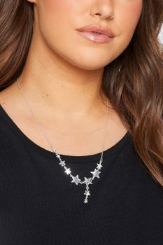Collar Plateado Con Estrellas