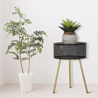 mesa auxiliar de metal negro y dorado o cm 35x50
