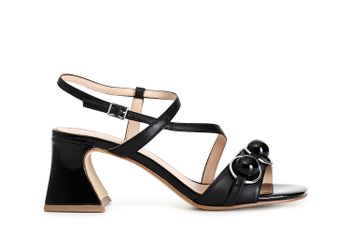 sandalias con banda de napa y accesorio de tres esferas black 38