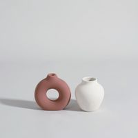 set de 2 jarrones de loza blanca y marron