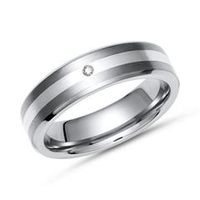 anillo moderno titanio diamante y plata con incrustaciones