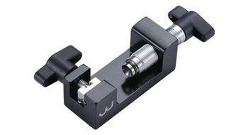 Outil pour presser les embouts de durite   needledriver