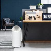 cubo de basura de acero de 35 litros blanco