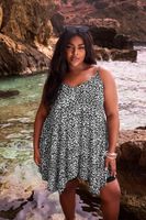 yours top de tirantes negro estampado con bajo asimetrico mujer curvy y tallas grandes yours