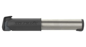 Bomba manual syncros boundary 2 0hv  max 70 psi   4 8 bar  negro   plata