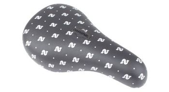 Sillin sunday reflective s pattern negro