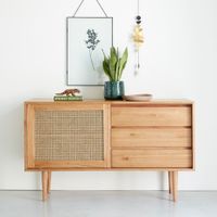 aparador de mindi macizo y rejilla 135 cm