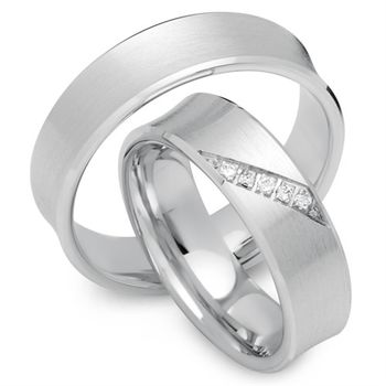 Alianzas 8 quilates oro blanco 5 diamantes