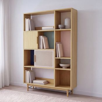 Librería en chapa de roble de 2 puertas con estantes multicolores