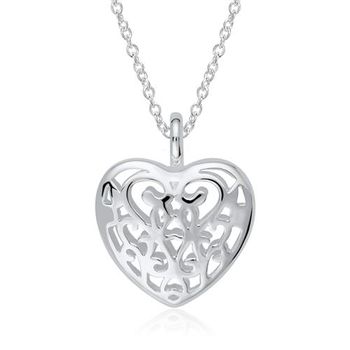 Cadena de plata 925 con medallón en forma de corazón