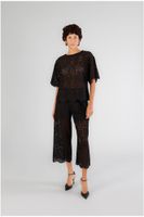 camiseta con bordado ingles en la parte delantera black xs