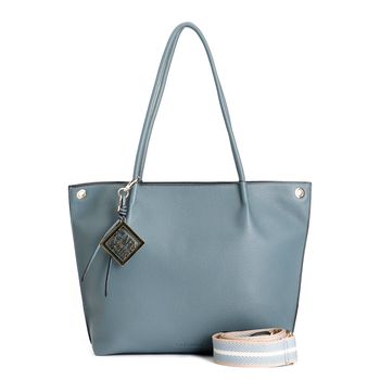 bolso shopping de material granulado y bandolera de cinta extraíble light blue