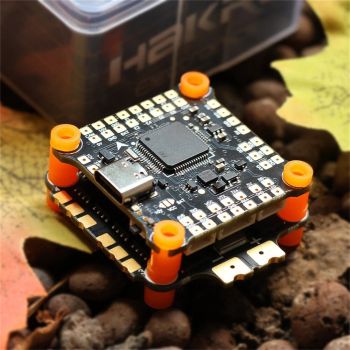 Controlador de Vuelo HAKRC F4530 V2 2-6S 30.5×30.5mm 4320 BLHeli 32 65A 4en1 ESC Stack para Drones de Carreras FPV de RC