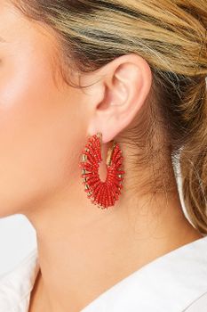 Aros Dorados Con Cuentas Rojas