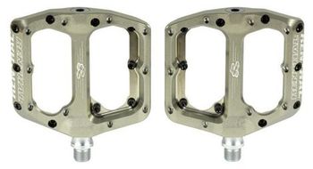 Parde pedales planos renthal revo f10 pasadores dorados