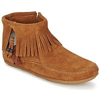 minnetonka botines concho feather side zip boot para mujer