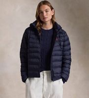 polo ralph lauren para mujer 211958932001 chaqueta con capucha plegable y resistente al agua marino xs casual sostenible nylon recicla