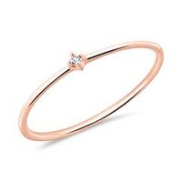 anillo de mujer en oro rosa de 14 quilates con topacio blanco