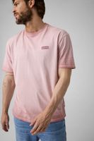 camiseta con logo