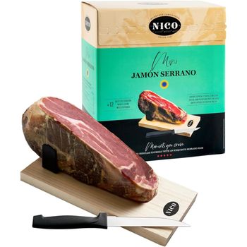 NICO JAMONES - Pack de Jamón Serrano deshuesado. MINI JAMÓN SERRANO con kit de mini jamonero y cuchillo. Aprox. 1 kg. Curación de más de 12 meses. Auténtico serrano.