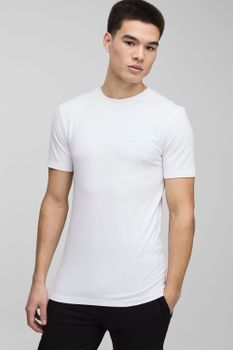 Hombre. Camiseta Básica Ajustada Al Músculo Con Cuello De Caja, Blanco