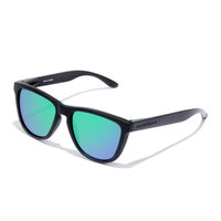 gafas de sol hawkers one raw - polarized black emerald