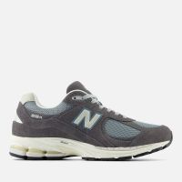 new balance unisex 2002r suede and mesh trainers - uk 4