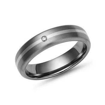 Anillo de titanio mate con incrustaciones de plata 925