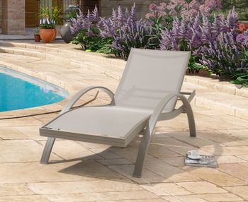 Cosmos Champagne Garden Lounger