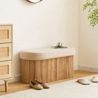 banco estilo escandinavo en terciopelo beige