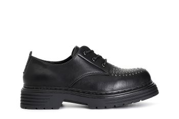 derby de mujer con micro tachuelas en la parte delantera. black 39