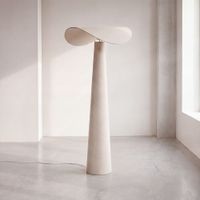 lampara de pie de poliester con pantalla ligera 178 cm