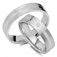 alianzas 14 quilates oro blanco con diamante