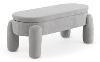 banqueta-baul estructura y patas tapizadas en boucle gris claro